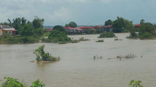 ​អាជ្ញាធរ​ខេត្ត​ក្រចេះ បានឲ្យដឹងថា ផលប៉ះពាល់​នៃ​ជំនន់​ទឹកភ្លៀង និង​ជំនន់​ទឹក​ទន្លេមេគង្គ ដែល​បាន​បង្ក​ការ​ជន់​លិច​យ៉ាងកំហុក​ក្នុង​អំឡុង​រយៈពេល​ចុង​ខែកក្កដា​នេះ