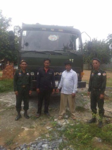 ប៉េអឹម​ចាប់​ឈើ​ដឹក​ចេញ​ពី​ទីតាំង​គ្រប់គ្រង​ដោយ​មន្ត្រី​បរិស្ថាន​!