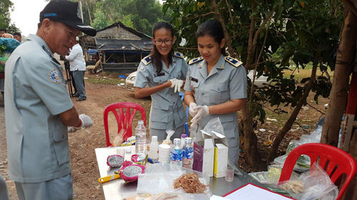 ​រកឃើញ​សារធាតុ​គីមី​លើ​បន្លែ​ផ្លែឈើ និង​ម្ហូបអាហារ​មួយចំនួន​ដែល​នាំចូល​ពី​វៀតណាម​