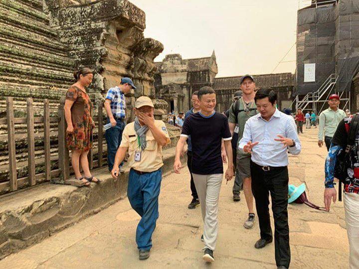 ​សេដ្ឋី​ចិន លោក Jack Ma មក​លេង​នៅ​សៀម​រាម​រក​ឱកាស​វិនិយោគ​នៅ​កម្ពុជា​?!