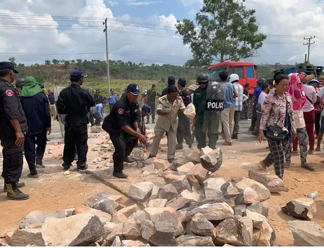 សង្គ្រាម​ដណ្តើម​ដីធ្លី​នៅ​ខេត្ត​ព្រះសីហនុ​សមត្តកិច្ច​របួស​មួយ​បាន​១​លាន​រៀល​!