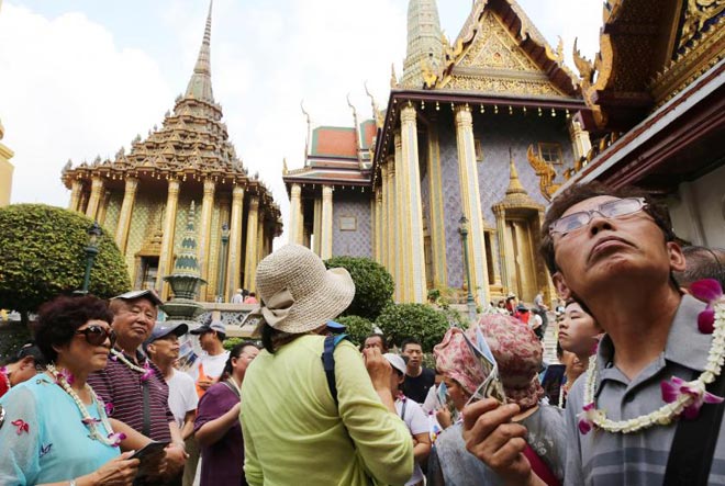 ​ថៃ​បន្ត​គោល​នយោបាយ​មិន​យក​ថ្លៃ​វិសា​ចូល​៦​ខែ​ទៀត​ដើម្បូ​ទាក់ទាញ​ទេសចរណ៍​!