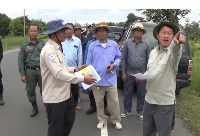 ​ប្រជាពលរដ្ឋ​ប្រមាណ​ជា​៣០​គ្រួសារ​ដែល​បាន​កាន់កាប់​អាស្រ័យ​ផល​លើដី​ជិត​១០​ឆ្នាំ​មក​ហើយ​ក៏​ត្រូវបាន​ប្រឈម​និង​ការដកហូត​ពី​អាជ្ញាធរ​ស្រុក​អូរ​គ្រៀង​សែន​ជ័យ​និង​មន្ទីរ​បរិស្ថាន​ខេត្តក្រចេះ​ដើម្បី​យកមក​ធ្វើ​ជា​តំបន់​រដ្ឋបាល​លើ​ផ្ទៃ​ដី​ប្រហែលជា​១០០០​ហិកតា​